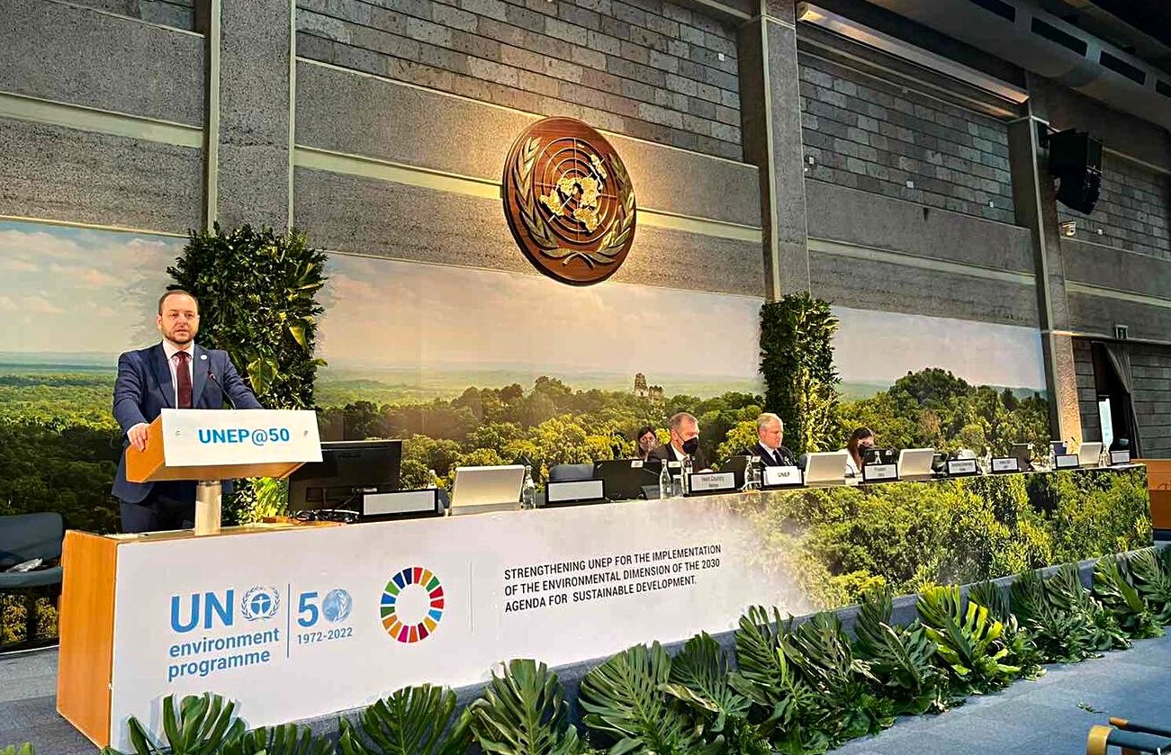 Борислав Сандов взе участие в специалната сесия за отбелязване на 50-ата годишнина от създаването на Програмата на ООН по околна среда в Найроби, Кения